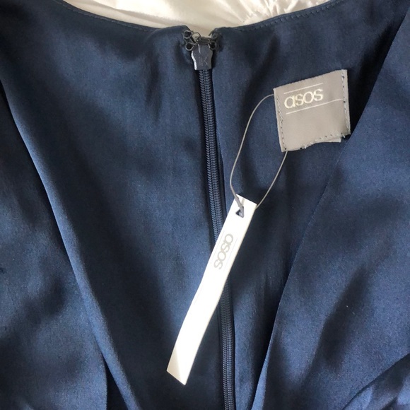 ASOS EDITION split side plunge maxi - Picture 6 of 6